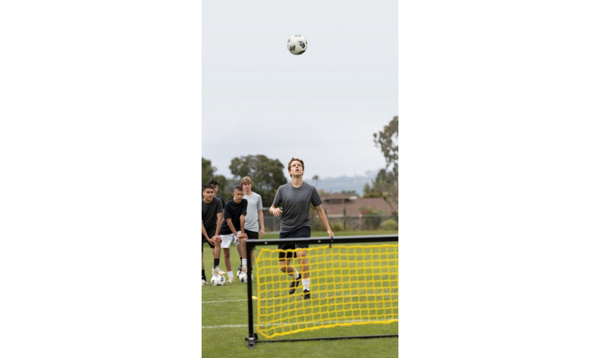 Складной футбольный тренажер SKLZ SOCCER TRAINER PRO 235849
