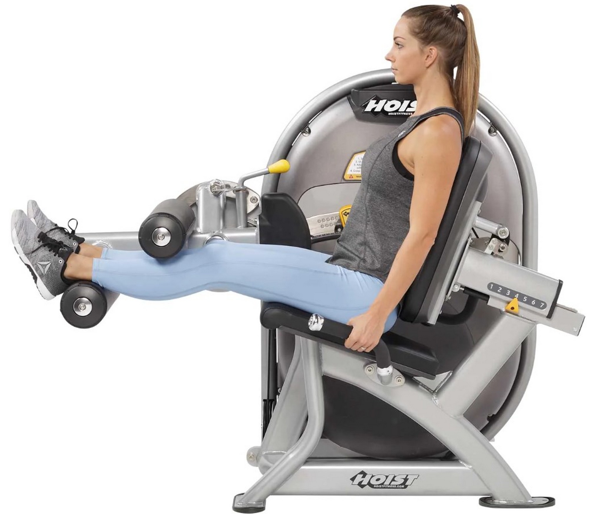 Hoist CL-3402: Сгибание Ног | Premium Fitness