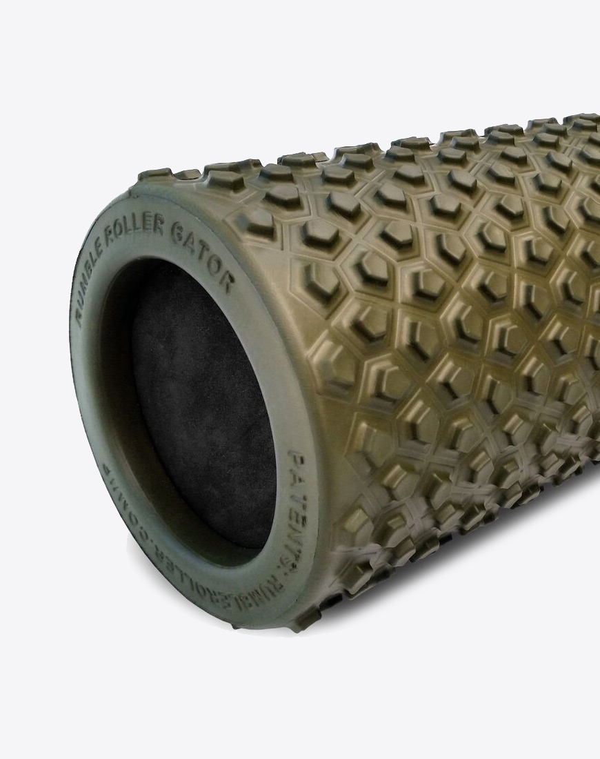 Массажный ролл RumbleRoller RRGator 56 см, зеленый