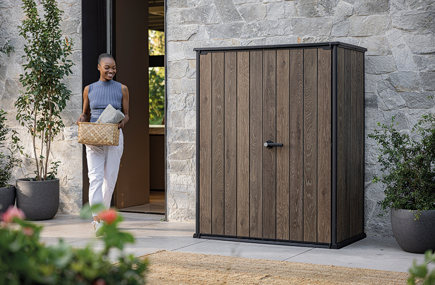 Шкаф Вертикальный (Vertical Shed) 1400 L орех