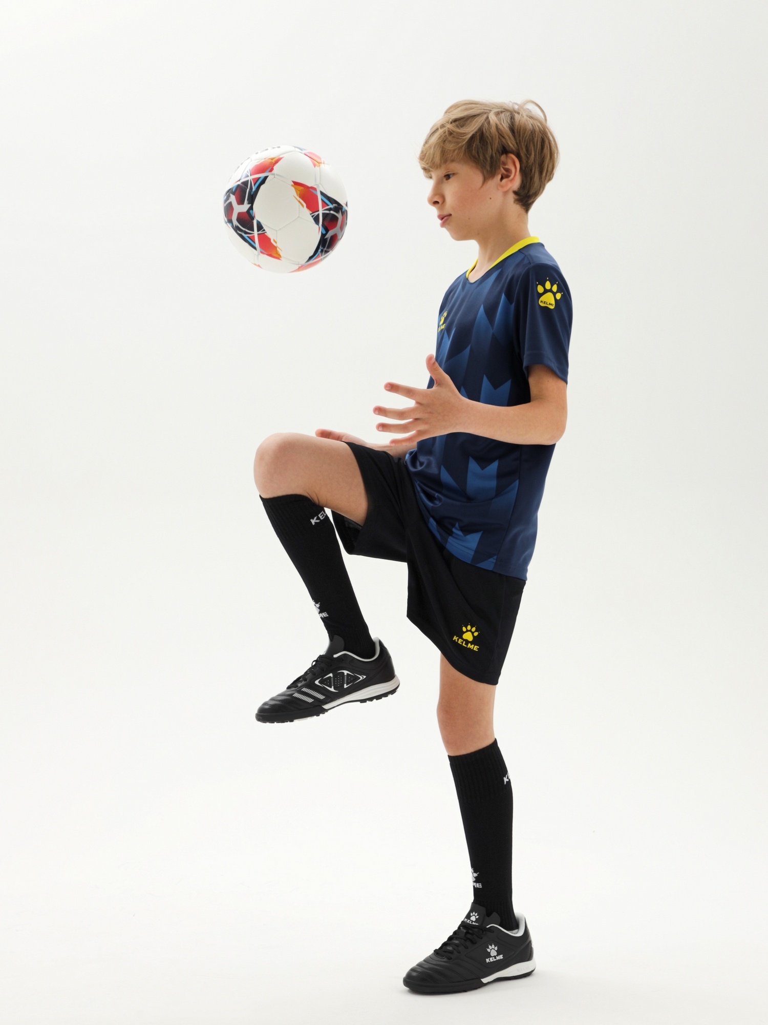 Детская футбольная форма Kelme Short-Sleeved Football Suit 8251ZB3003-416 Dark Blue\Black