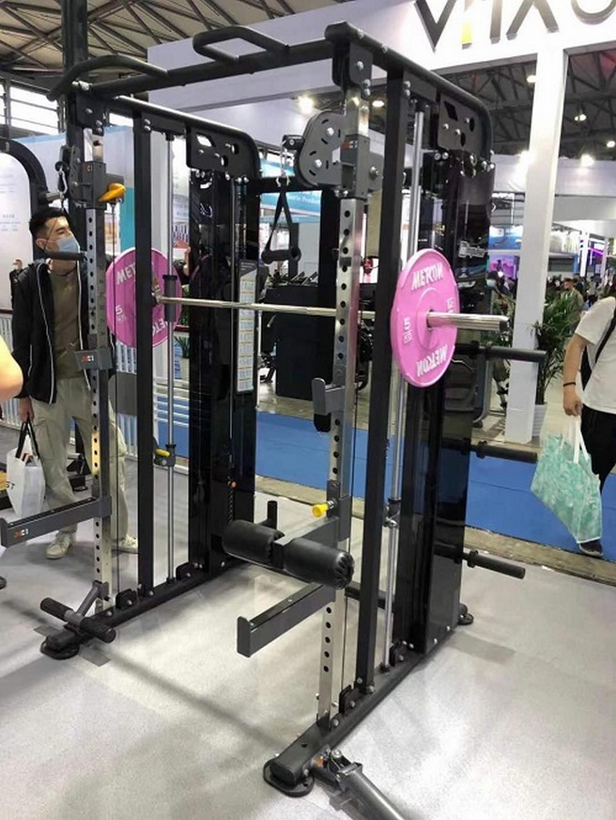 Многофункциональный силовой комплекс Aerofit ENCORE Impulse ES2100 со встроенными весовыми стеками