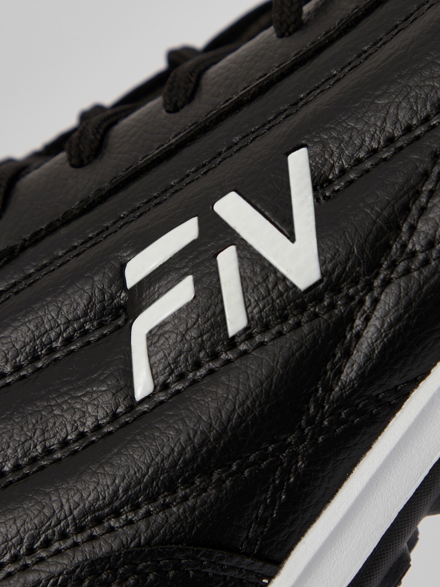 Шиповки FN Eagle (TF) FN5061001-000 Black\White