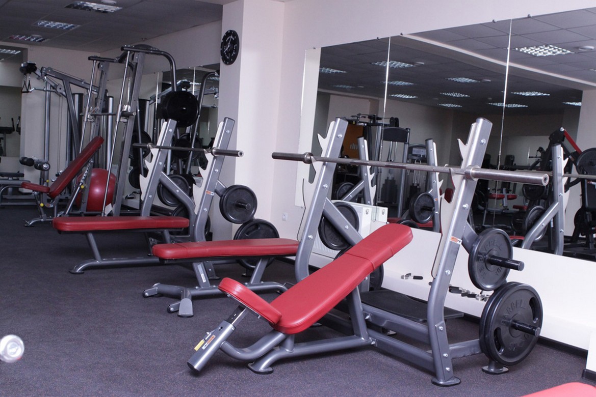 Олимпийская наклонная скамья со стойками Impulse IT7015 | Premium Fitness