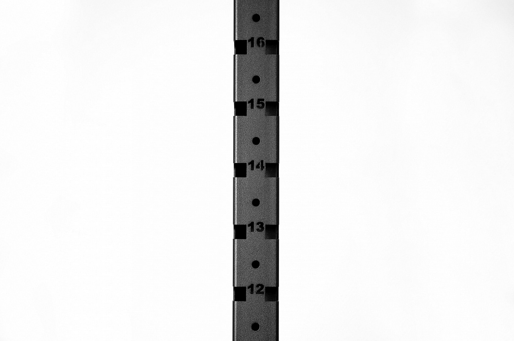 Балка YouSteel Hard 1050мм, сечение 75х75, цвет черный