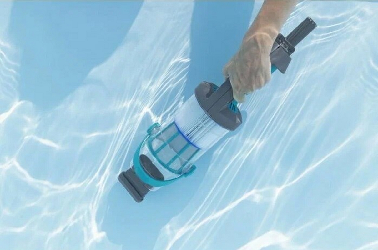 Аккумуляторный пылесос для бассейнов AquaGrip Bestway 58946