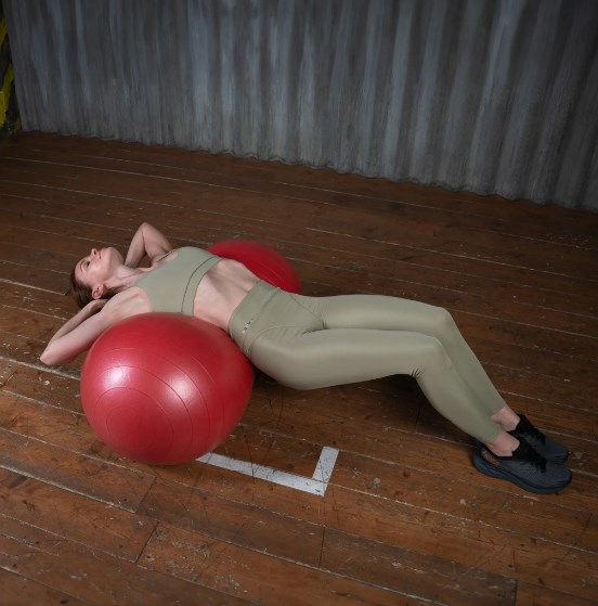 Мяч овальный PRCTZ PEANUT EXERCISE BALL, 50х100 см PF0015