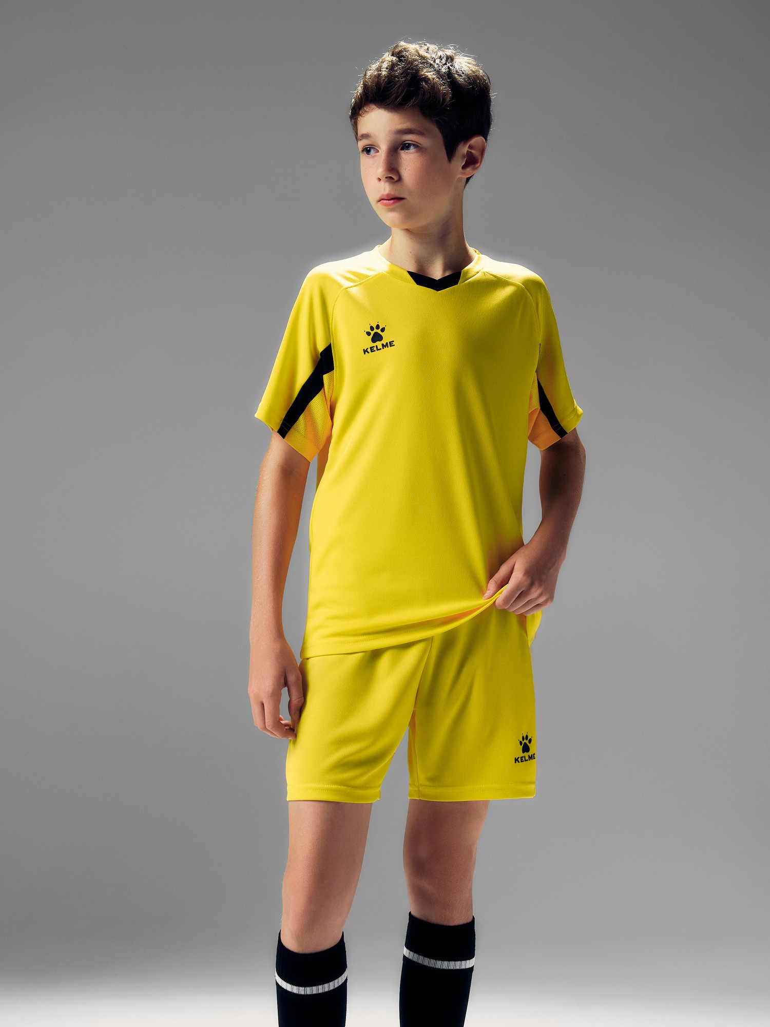 Детская футбольная форма Kelme Football Suit 7351ZB3130-712 Yellow