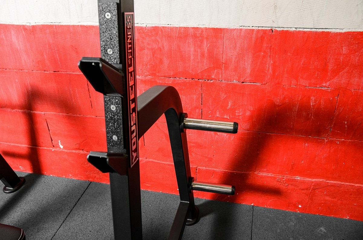 Олимпийская горизонтальная скамья для жима YouSteel F-302 | Premium Fitness