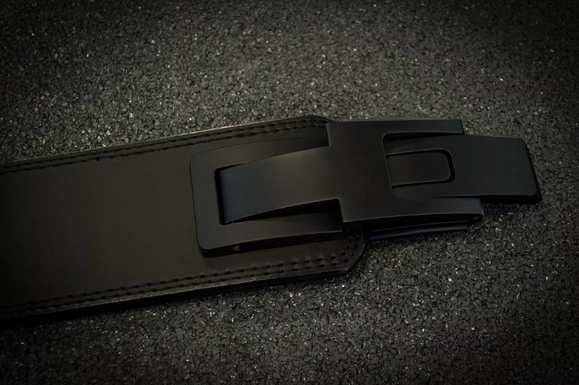 Пояс с карабином из кожи YouSteel 7461