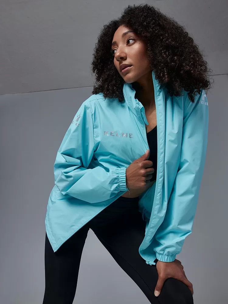 Ветровка Kelme Raincoat 3801241-405 Light Blue