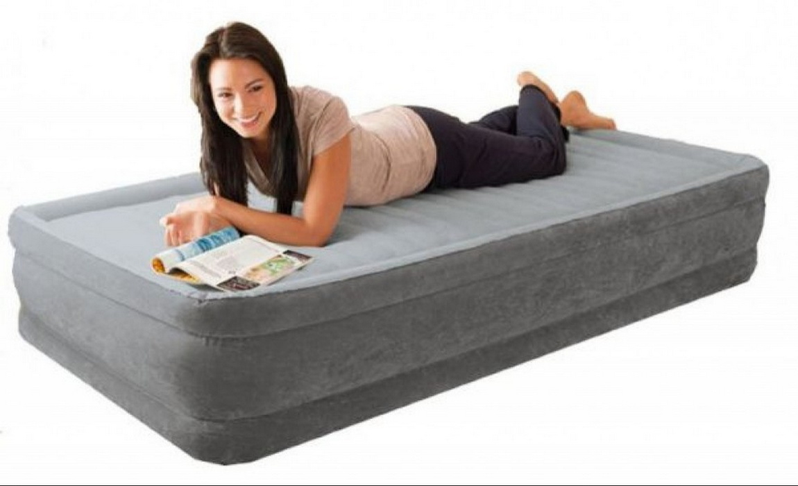 Надувная кровать Intex Comfort-Plush 99х191х33см, встроенный насос 220V 67766