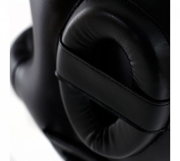 Шлем боксерский с бампером Adidas Pro Full Protection Boxing Headgear adiBHGF01 черный