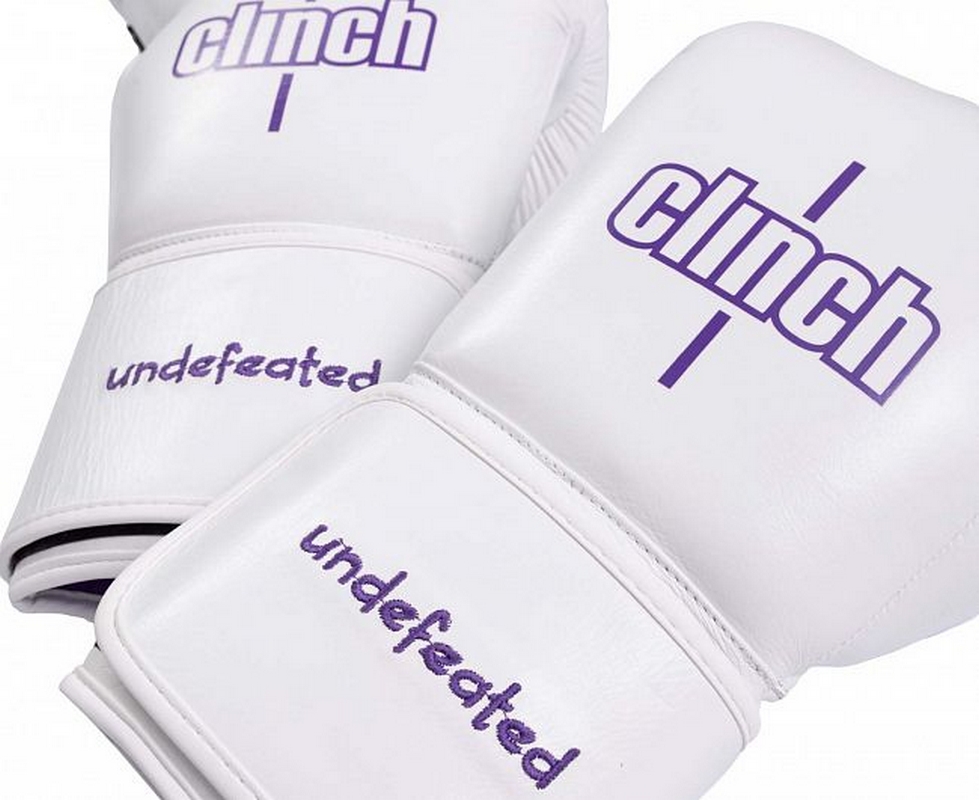 Перчатки боксерские Clinch Undefeated C161 белый