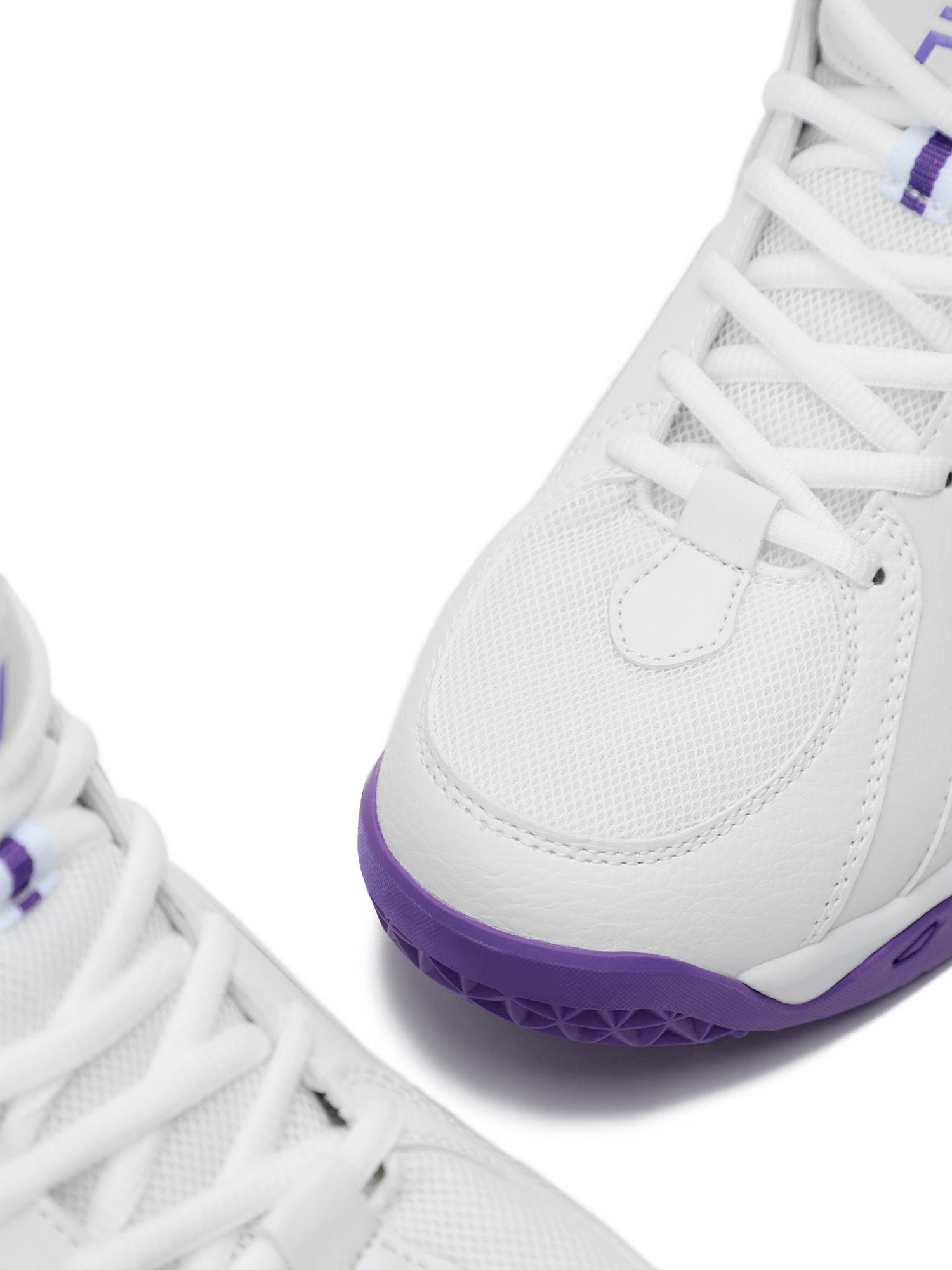 Баскетбольные кроссовки FN Impact FN5011001-100 White\Violet