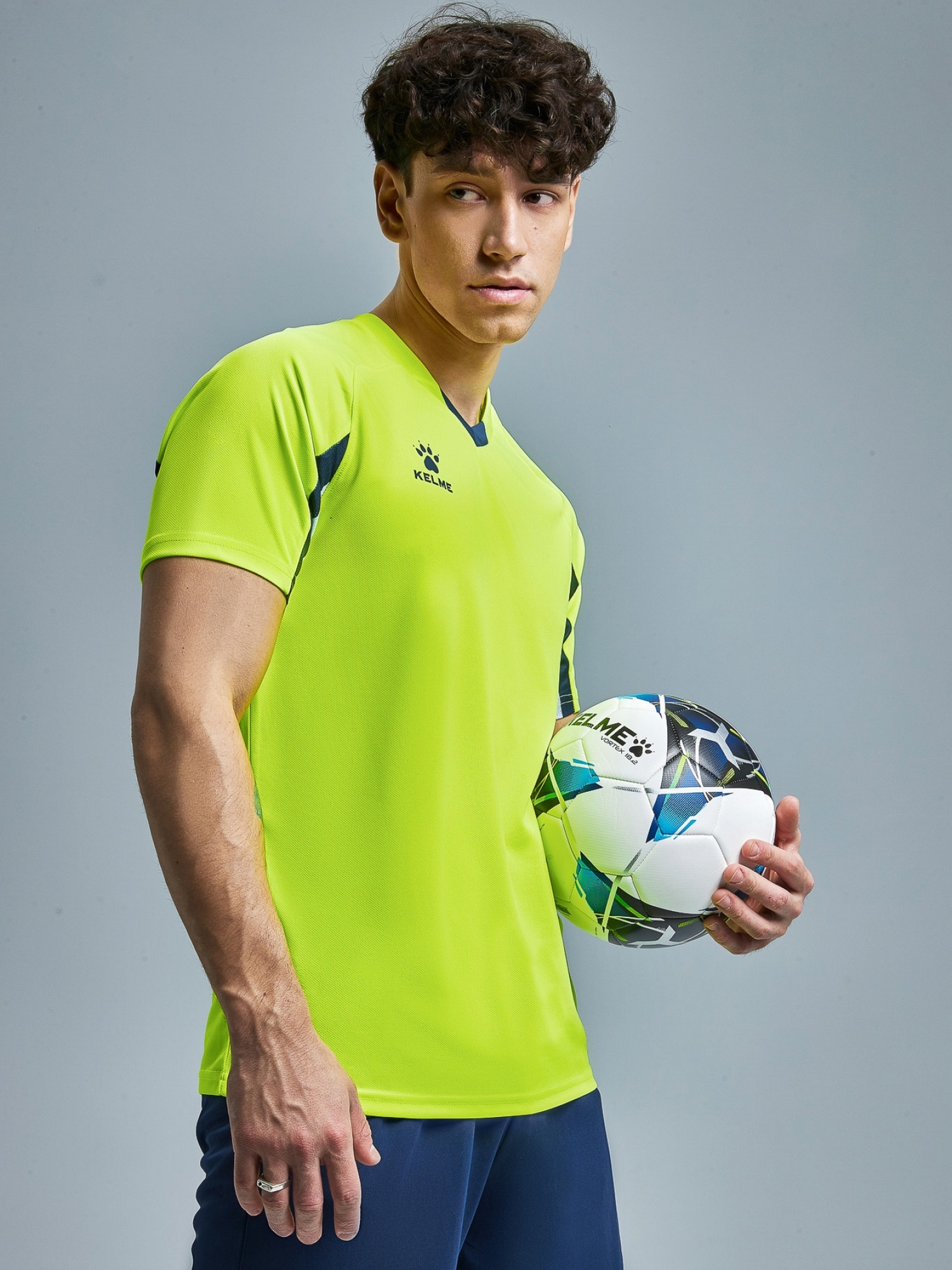 Футбольная форма Kelme Short-Sleeved Football Suit 8251ZB1002-904 Light Green\Blue