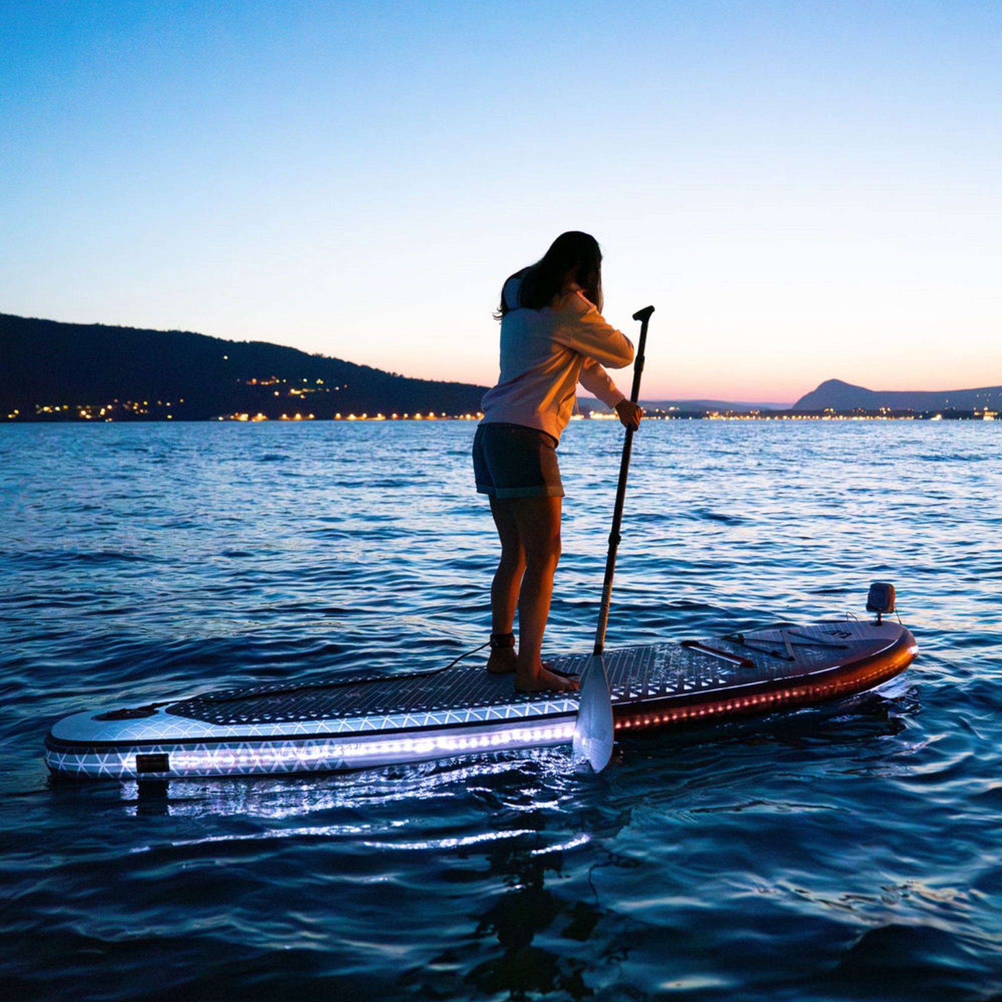 SUP-доска 315х79х15см, Ambient Light System, киль, лиш, до 140кг Aqua Marina Glow BT-24GL
