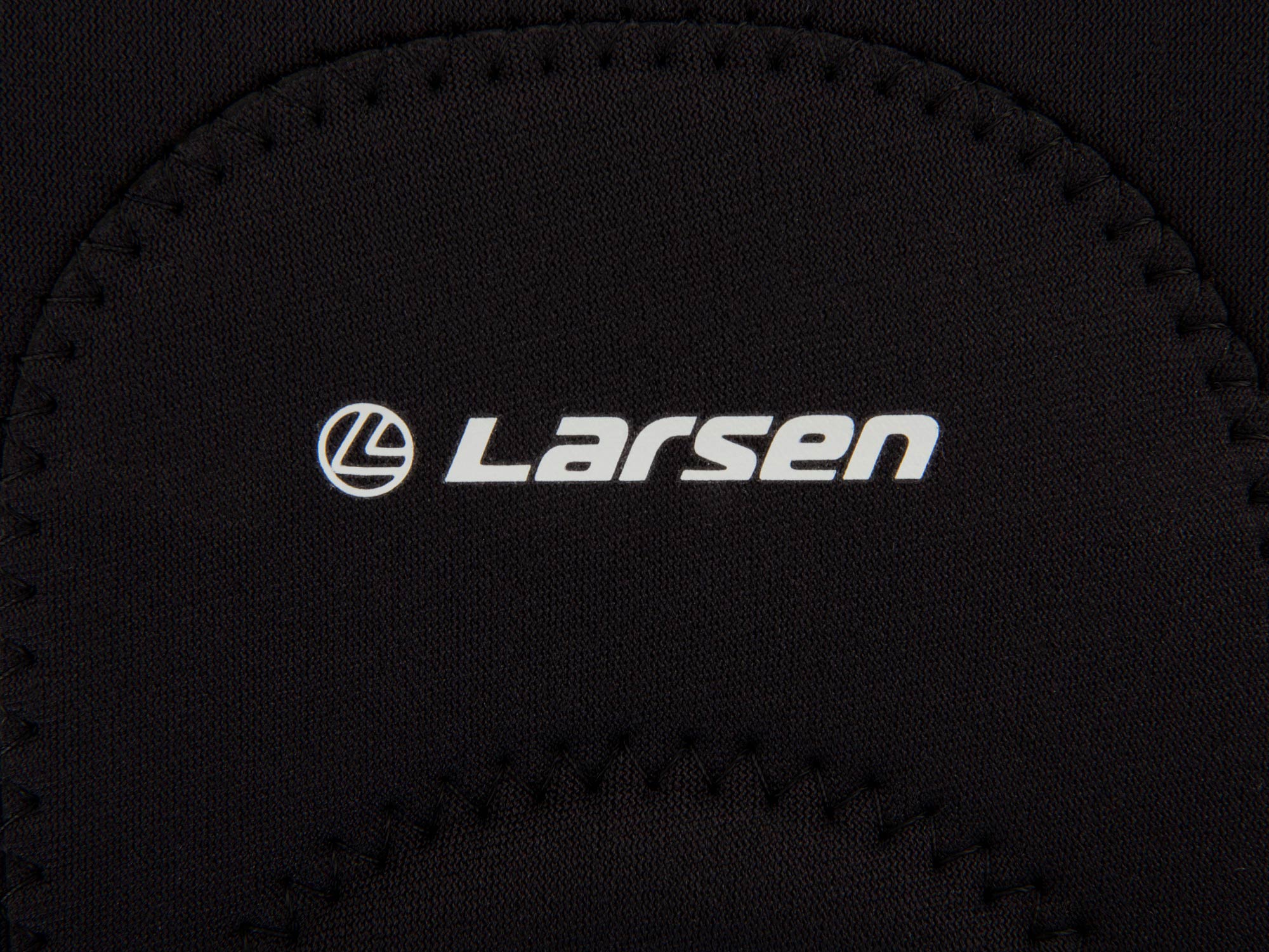 Суппортер колена Larsen 6721-1