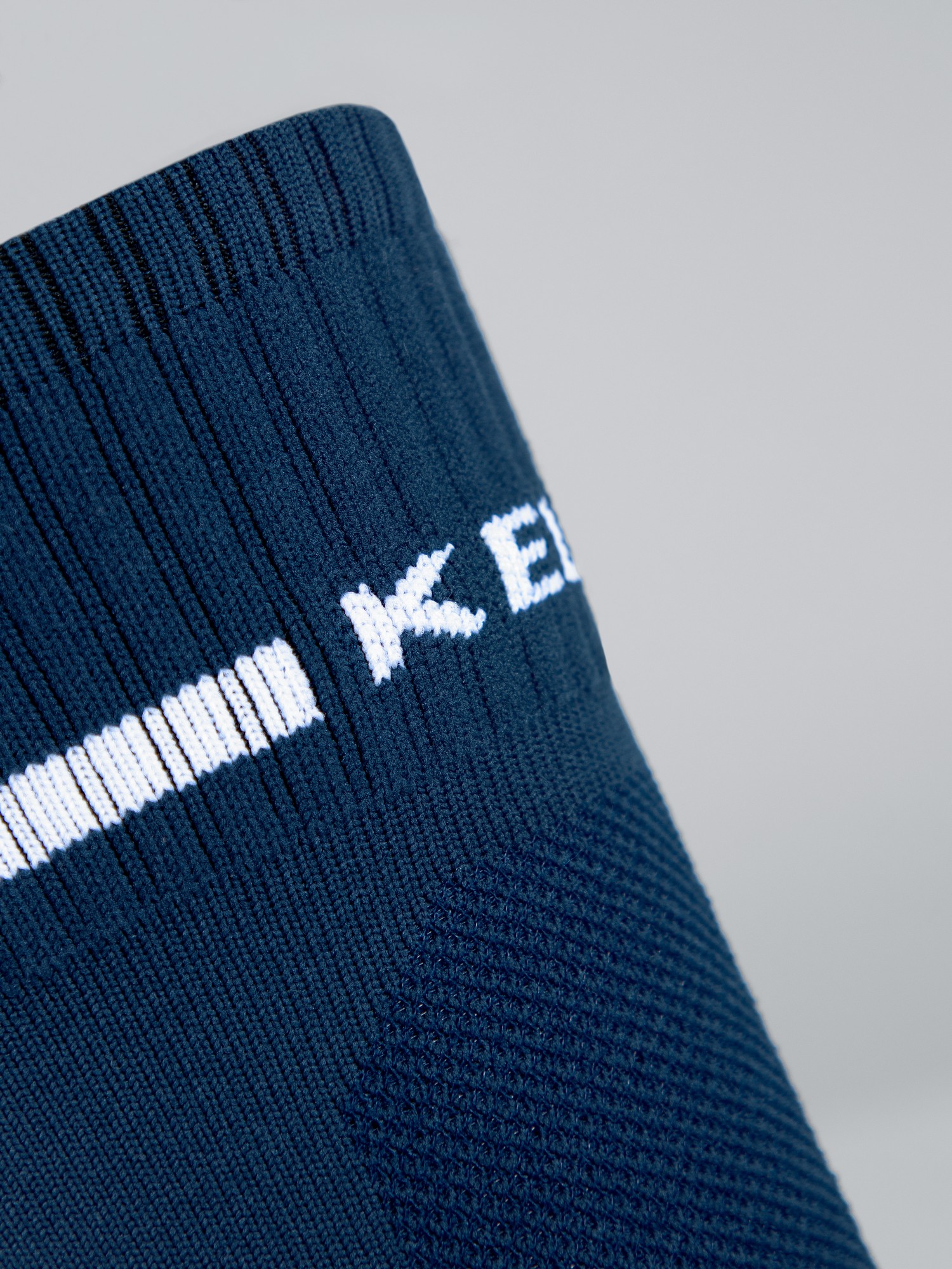 Детские гетры Kelme Children's Football Socks 8101WZ3001-424 Dark Blue