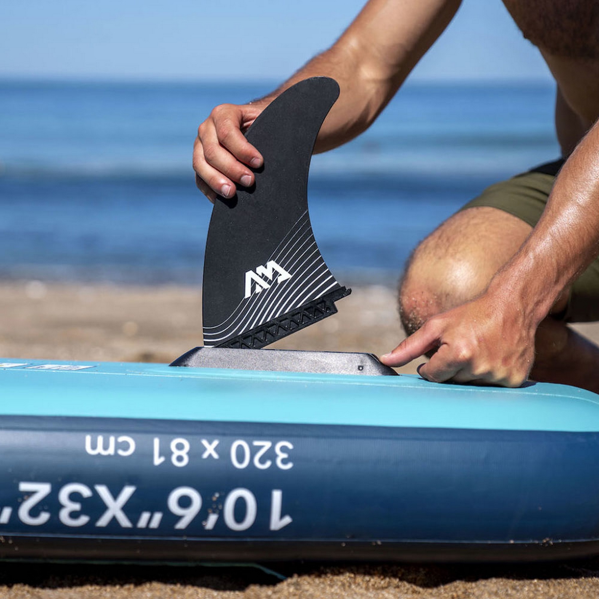 SUP-доска 320х81х15см, насос, весло, лиш, киль, ремнабор, сумка, до 140кг Aqua Marina Beast BT-23BEP