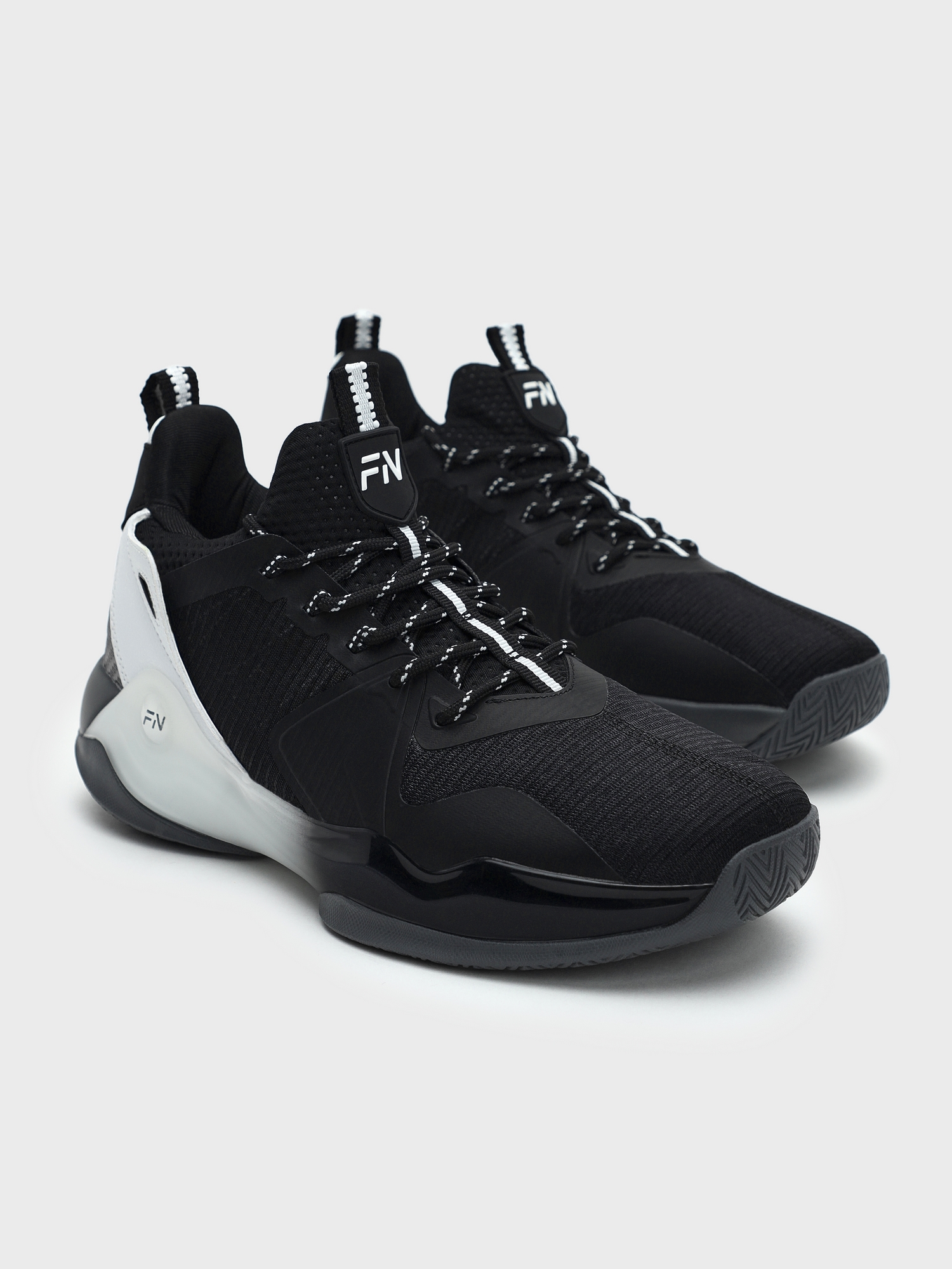 Баскетбольные кроссовки FN Dunkify FN5011002-003 Black\White