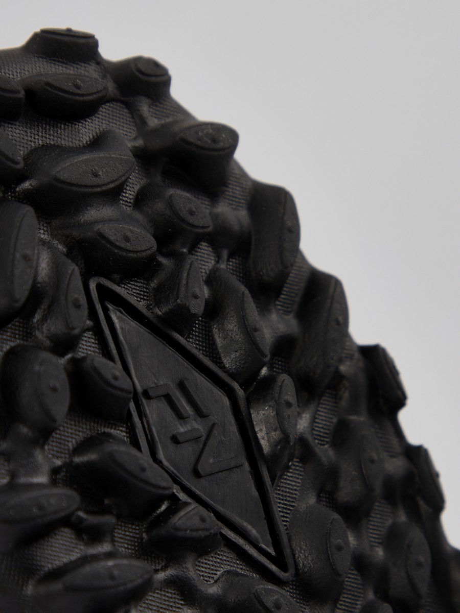 Шиповки FN Eagle (TF) FN5061001-000 Black\White