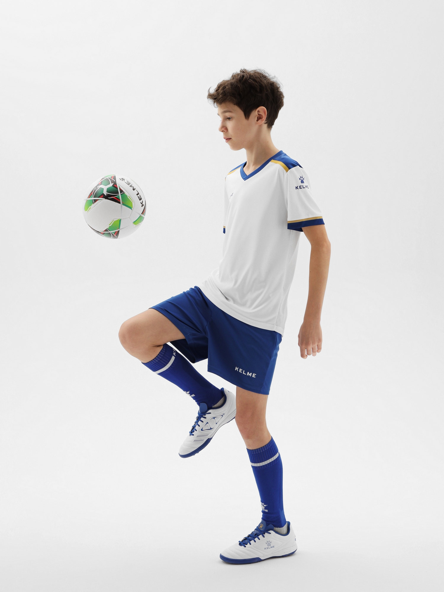 Детская футбольная форма Kelme Football Suit 8351ZB3158-104 White\Blue