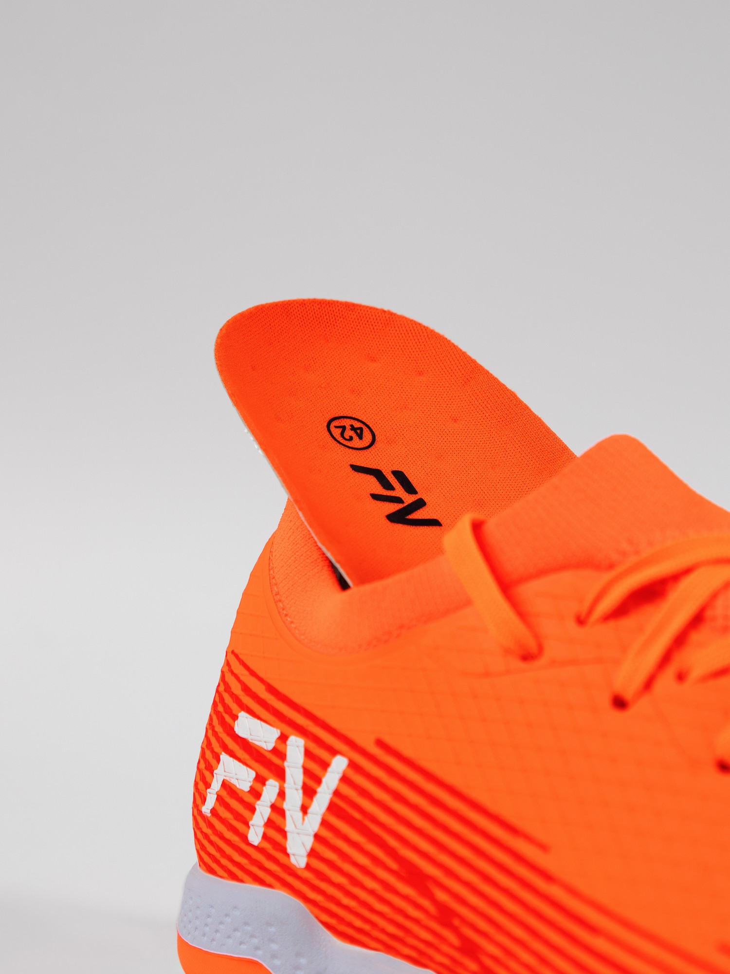 Шиповки FN Balance (TF) FN5061002-809 Orange