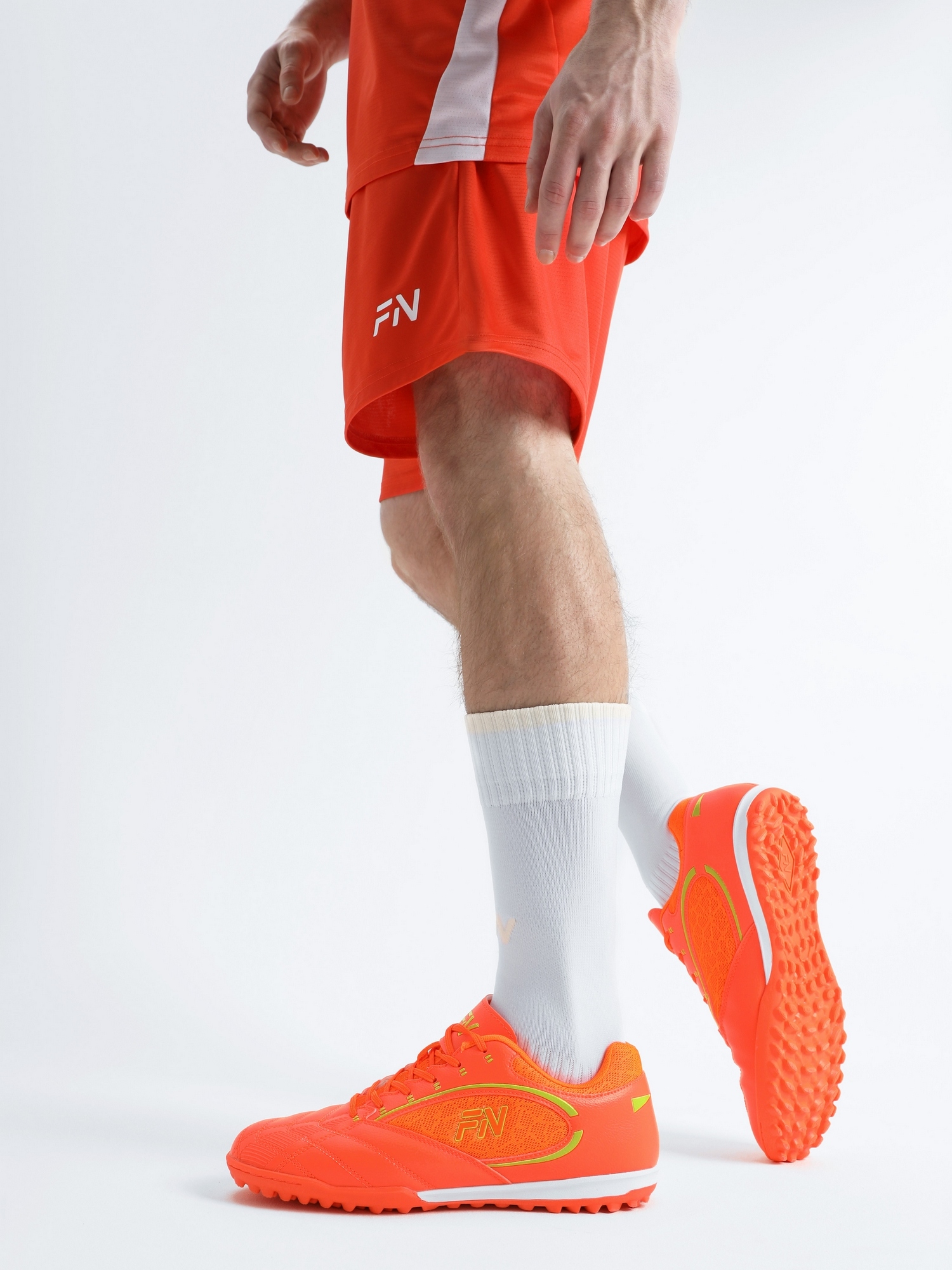 Шиповки FN Core (TF) FN5061003-907 Orange