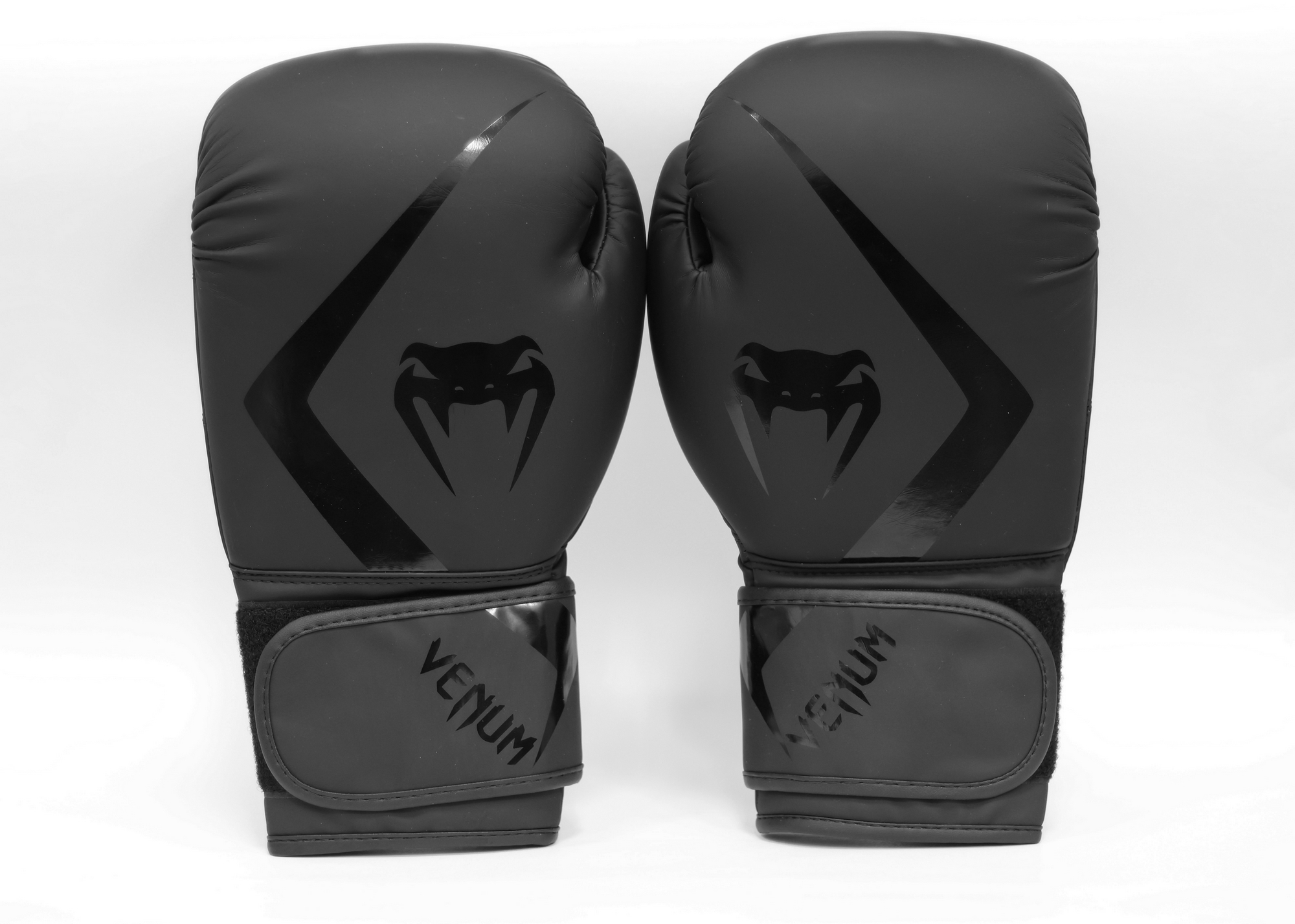 Перчатки тренировочные 12 oz Venum Rumble Advance 05089-114 черный