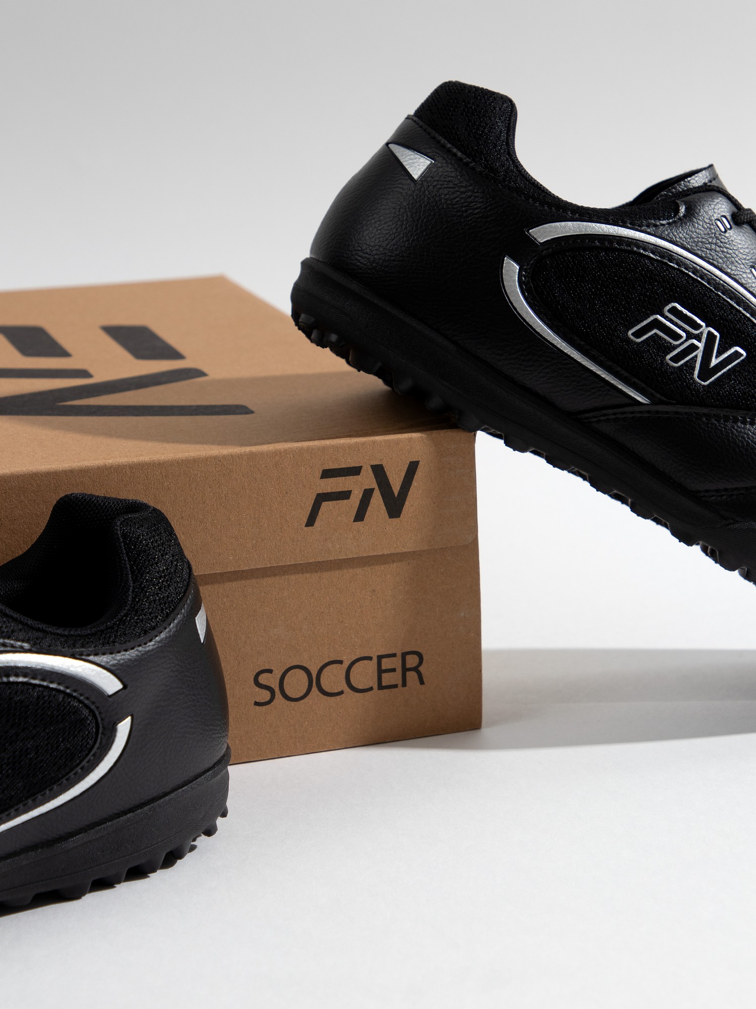 Детские шиповки FN Core Kid (TF) KFN5061003-000 Black
