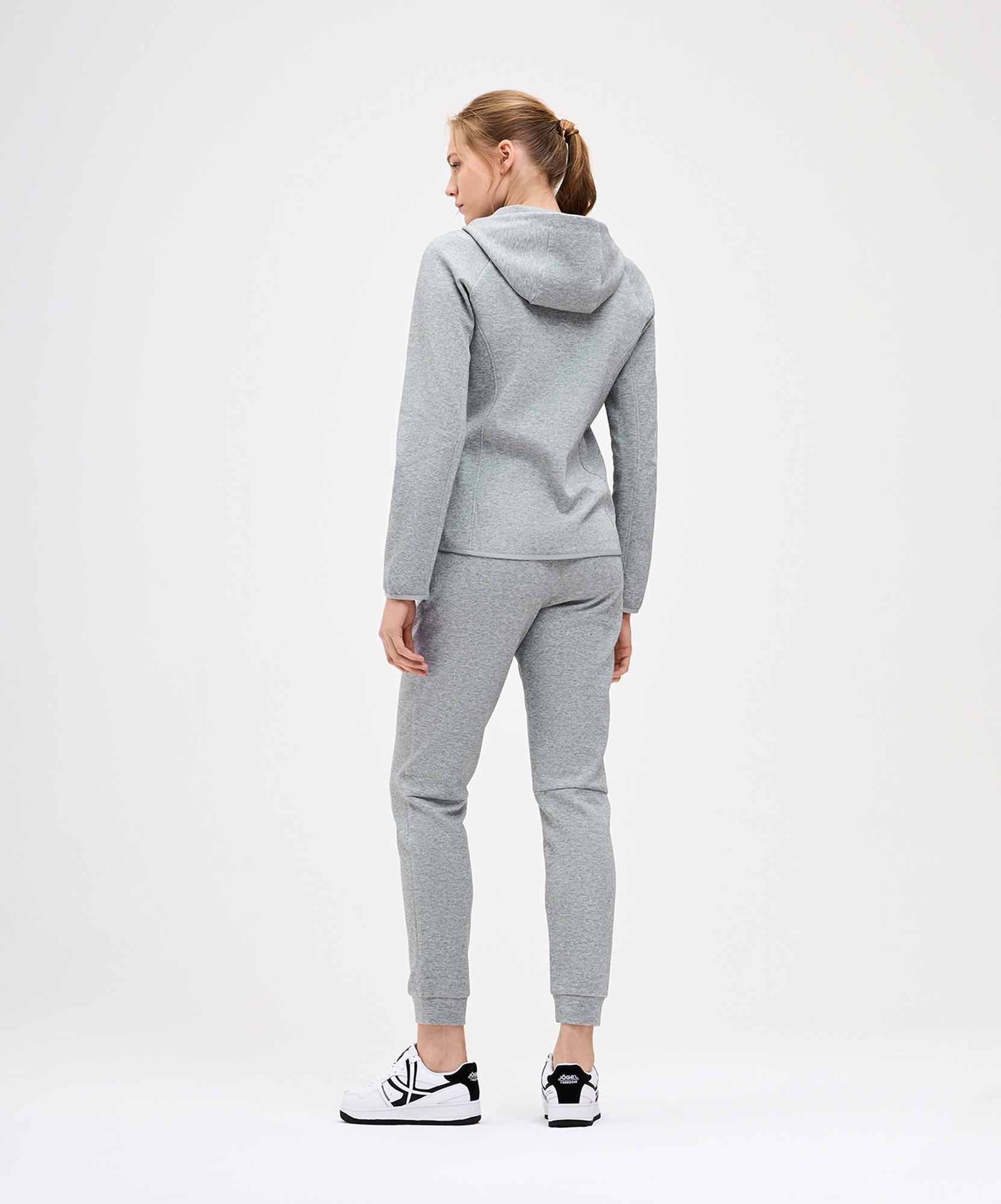 Худи на молнии женское Jogel ESSENTIAL Athlete Hooded FZ Jacket W, серый