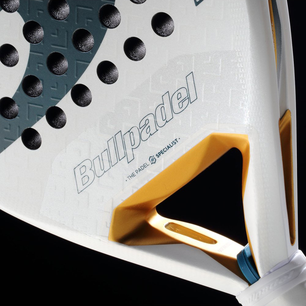 Ракетка для падела, для профессионалов, карбон Bullpadel Pearl 26 493804 бело-серый