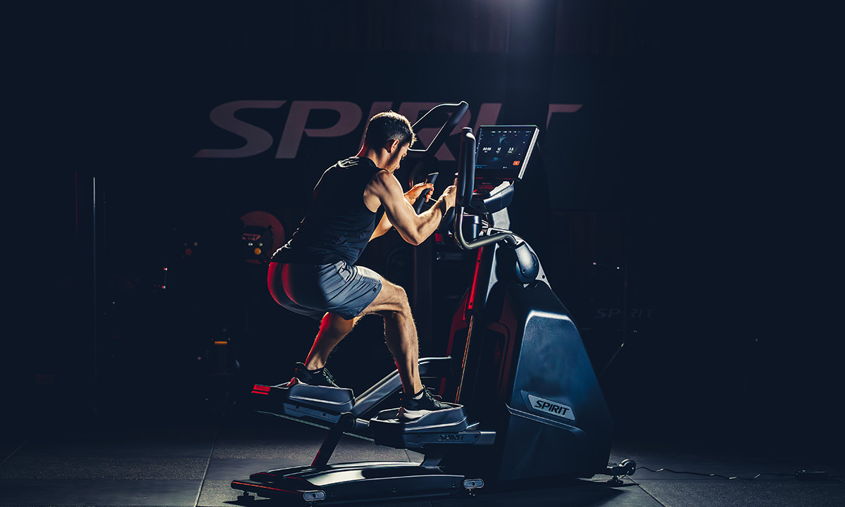 Эллиптический тренажер SPIRIT CE1000ENT