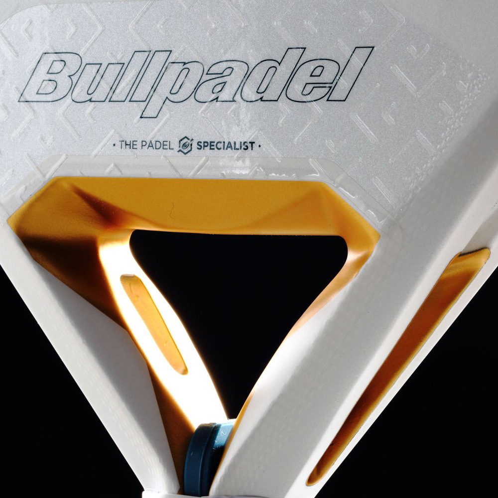 Ракетка для падела, для профессионалов, карбон Bullpadel Pearl 26 493804 бело-серый