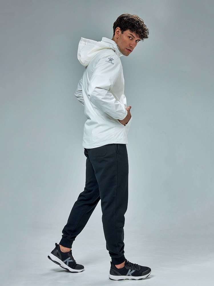 Ветровка Kelme Raincoat 3801241-100 White