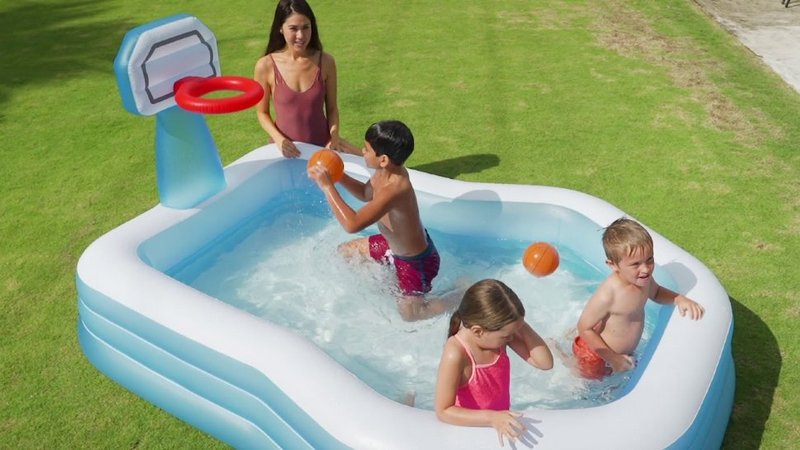 Бассейн семейный с баксетбольным кольцом, 257х188х103см Intex 57183