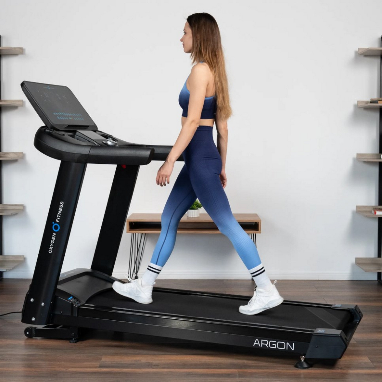Беговая дорожка полукоммерческая Oxygen Fitness ARGON LED PRO