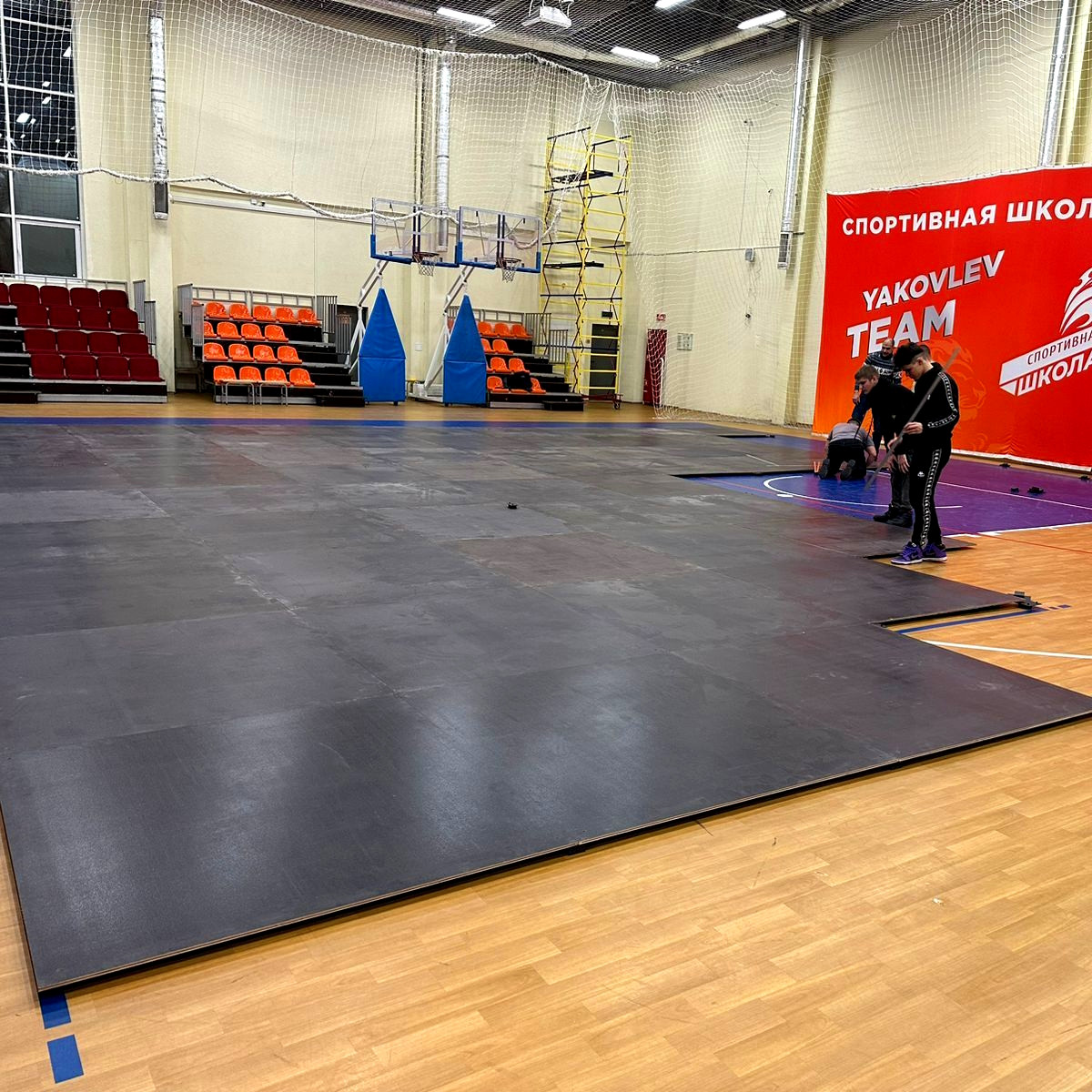 Помост для художественной гимнастики GymSport RHYTHMIC с амортизаторами 7х7 для ковра 8х8