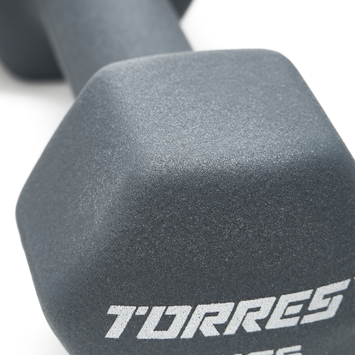 Гантель 2 кг, металл в неопреновой оболочке, форма шестигранник Torres PL522502 серый