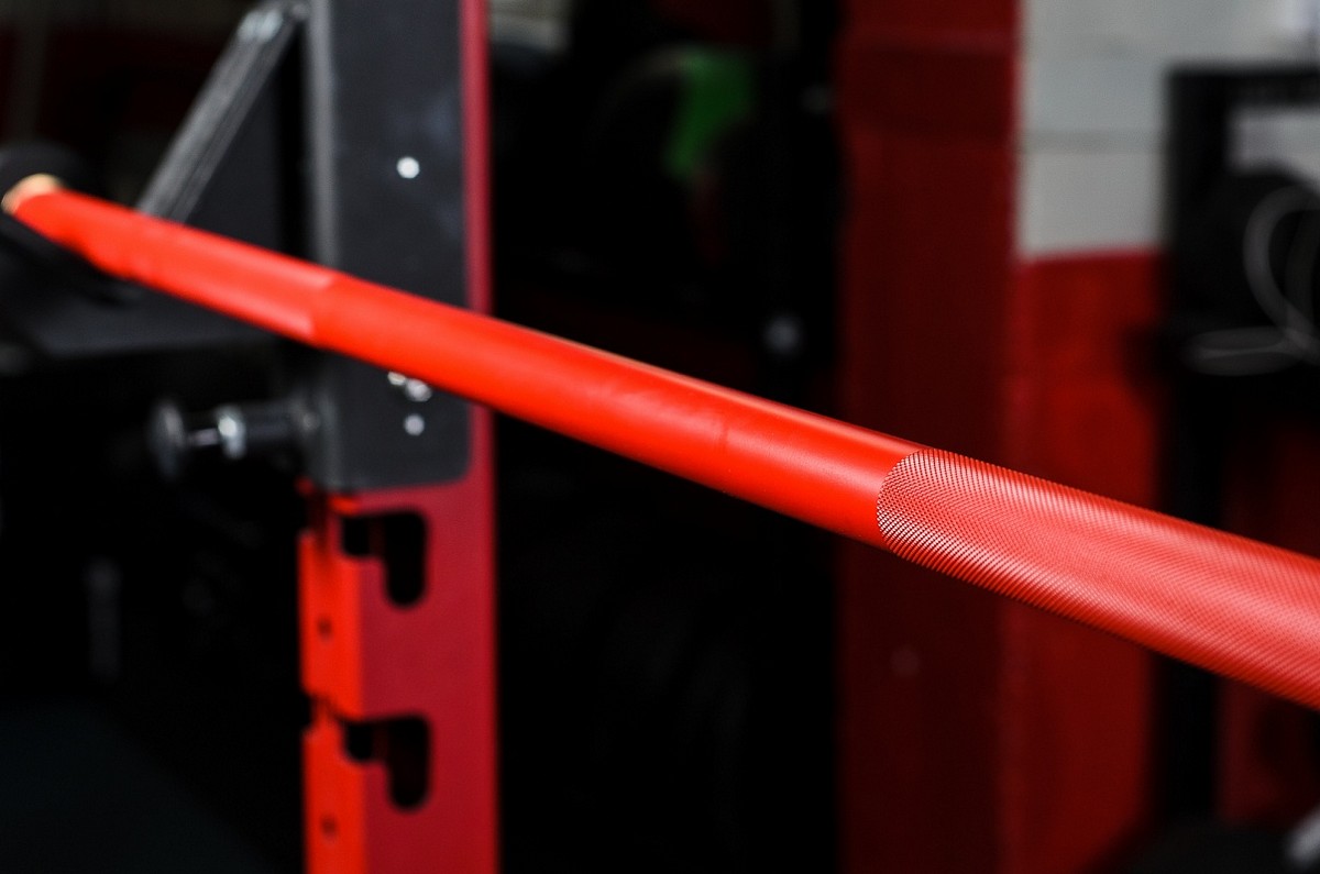 Гриф YouSteel Training Bar XF-20, 20 кг, длина 2200 мм, D28 мм, красный + хром