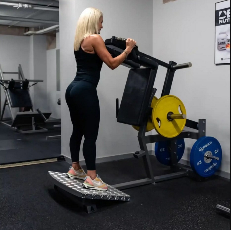Gymleco 044 V-приседания на свободных весах | Premium Fitness