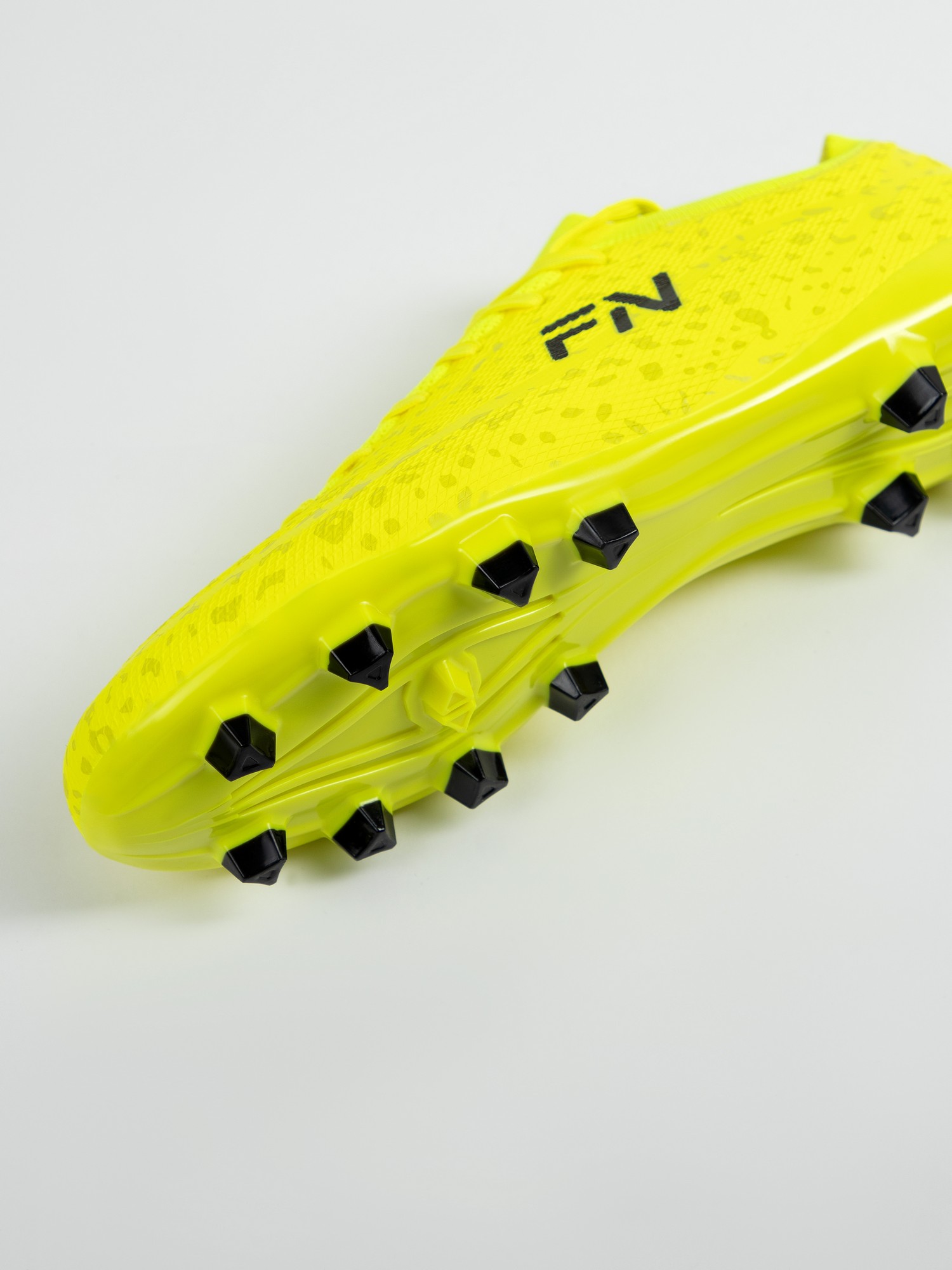 Бутсы FN Vector (MG) FN5031002-918 Light Green