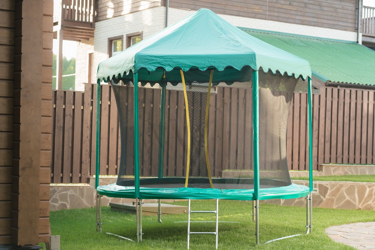 Батут Hasttings Classic Green (2,44 м)