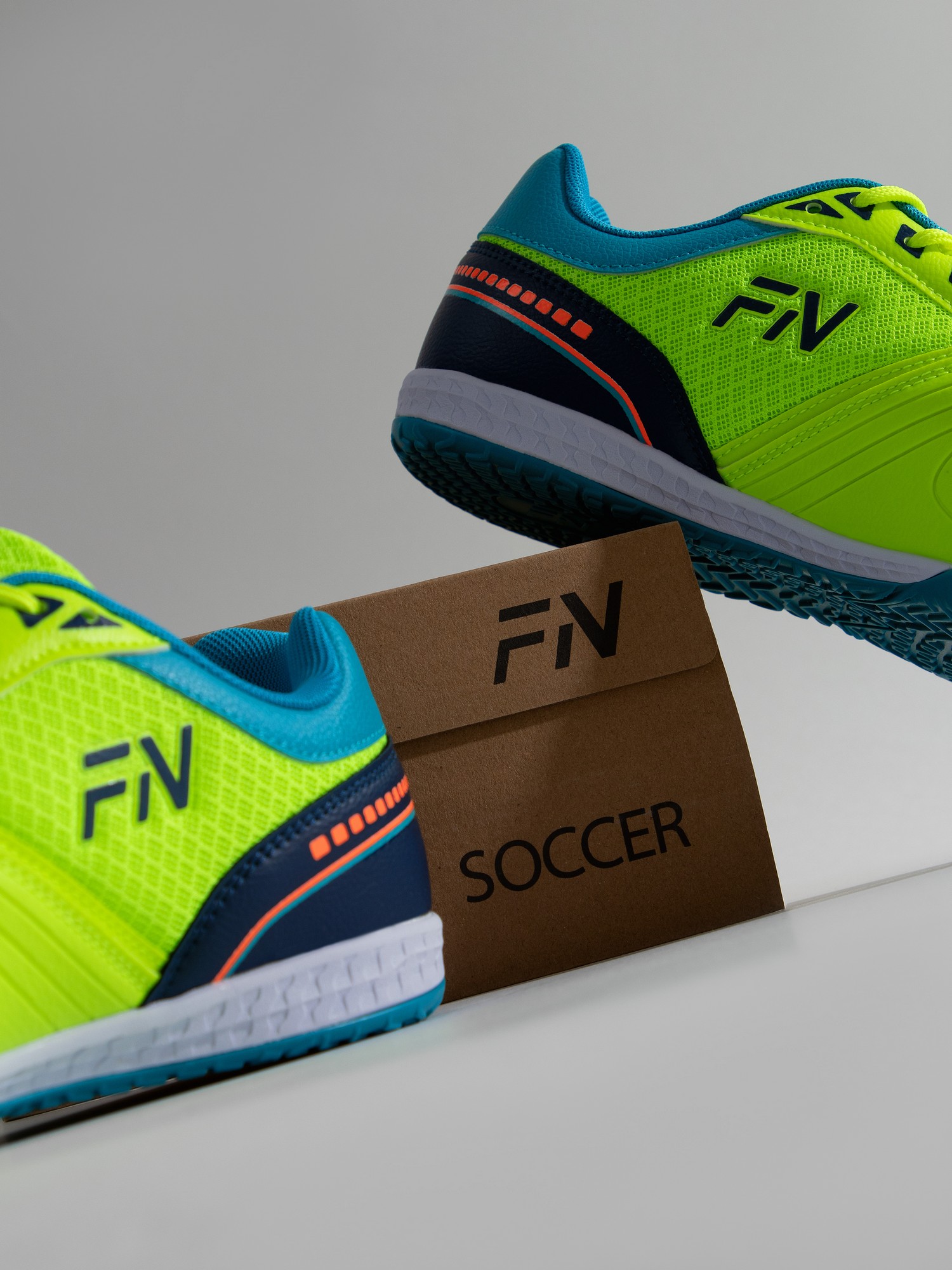 Футзалки FN Star (IN) FN5061004-918 Light Green