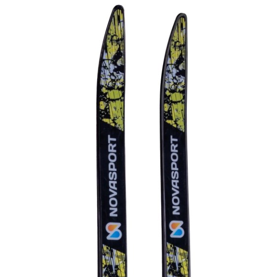 Лыжный комплект подростковый NovaSport Black с универсальным креплением