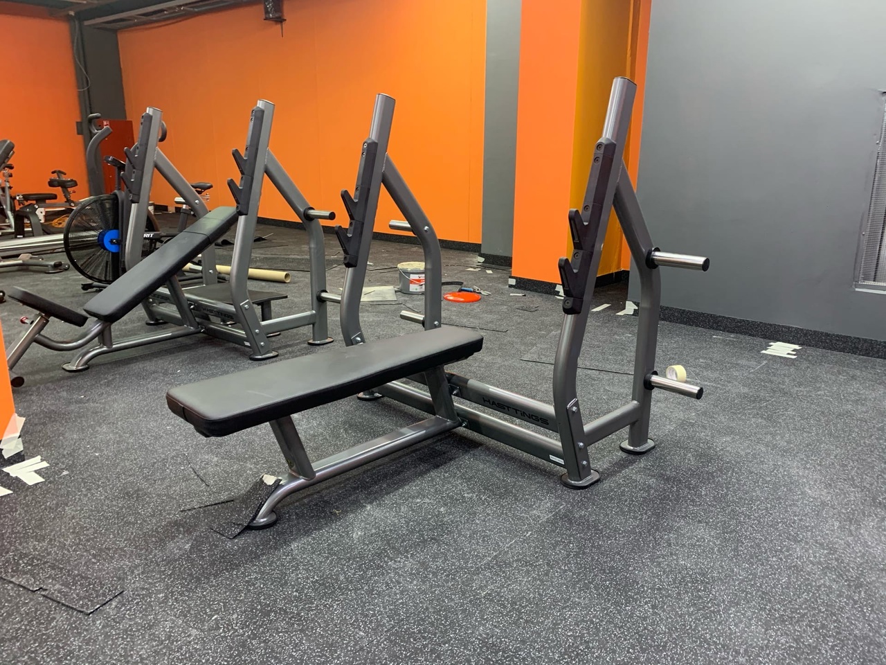 Скамья для жима горизонтальная Hasttings Digger HD004-4 | Premium Fitness