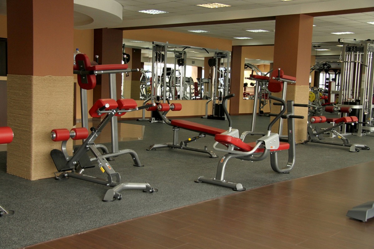 Гиперэкстензия Impulse IT7007 для тренировок спины и пресса | Premium Fitness