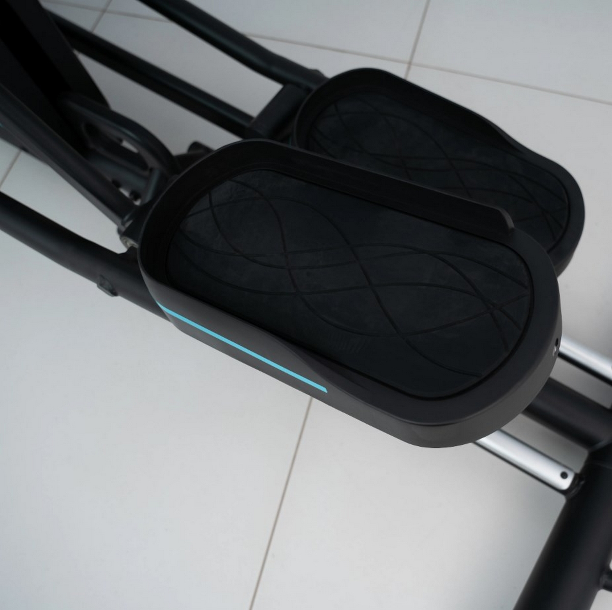 Эллиптический тренажер домашний Oxygen Fitness PHANTOM M LCD