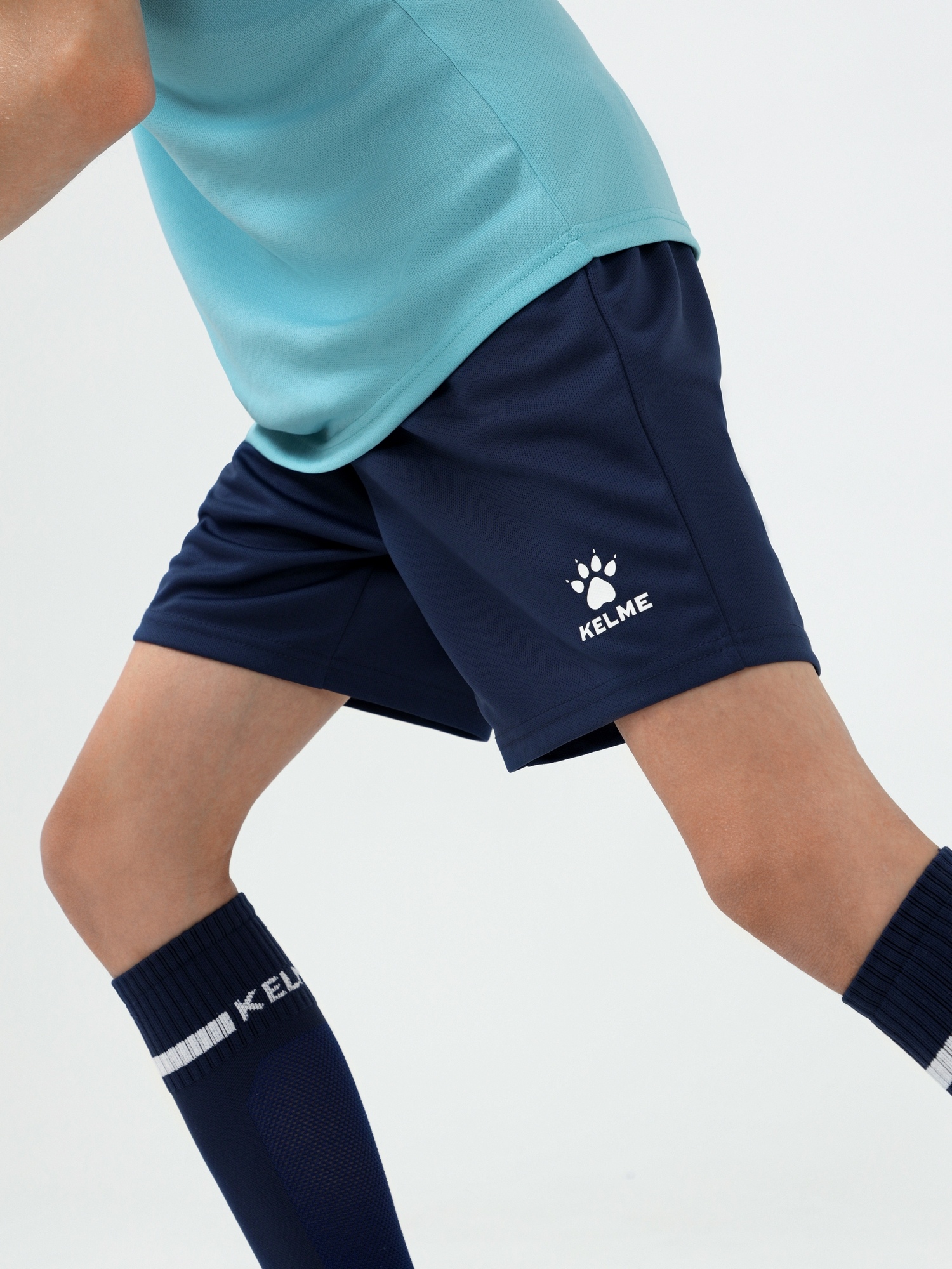 Детская футбольная форма Kelme Short-Sleeved Football Suit 8251ZB3002-405 Light Blue\Dark Blue